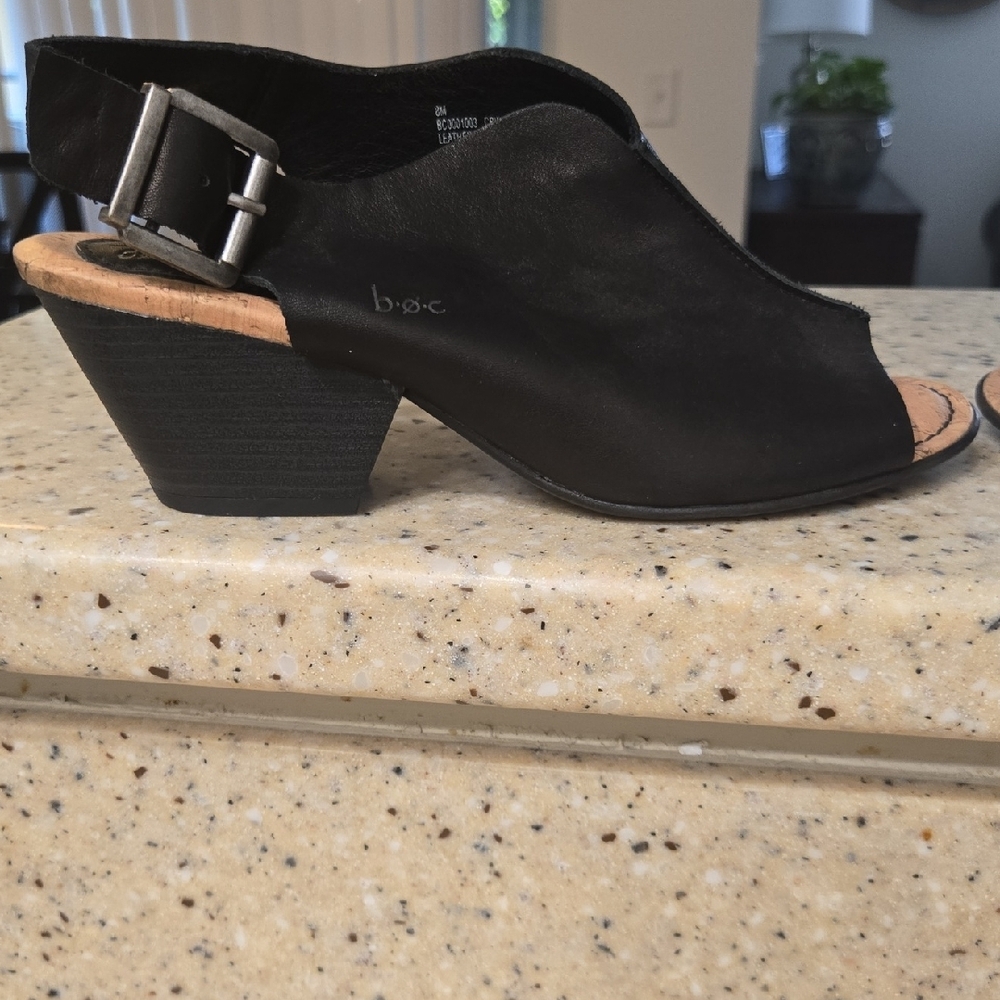 BOC Comfort Black Leather Sandals - Picture 3 of 8